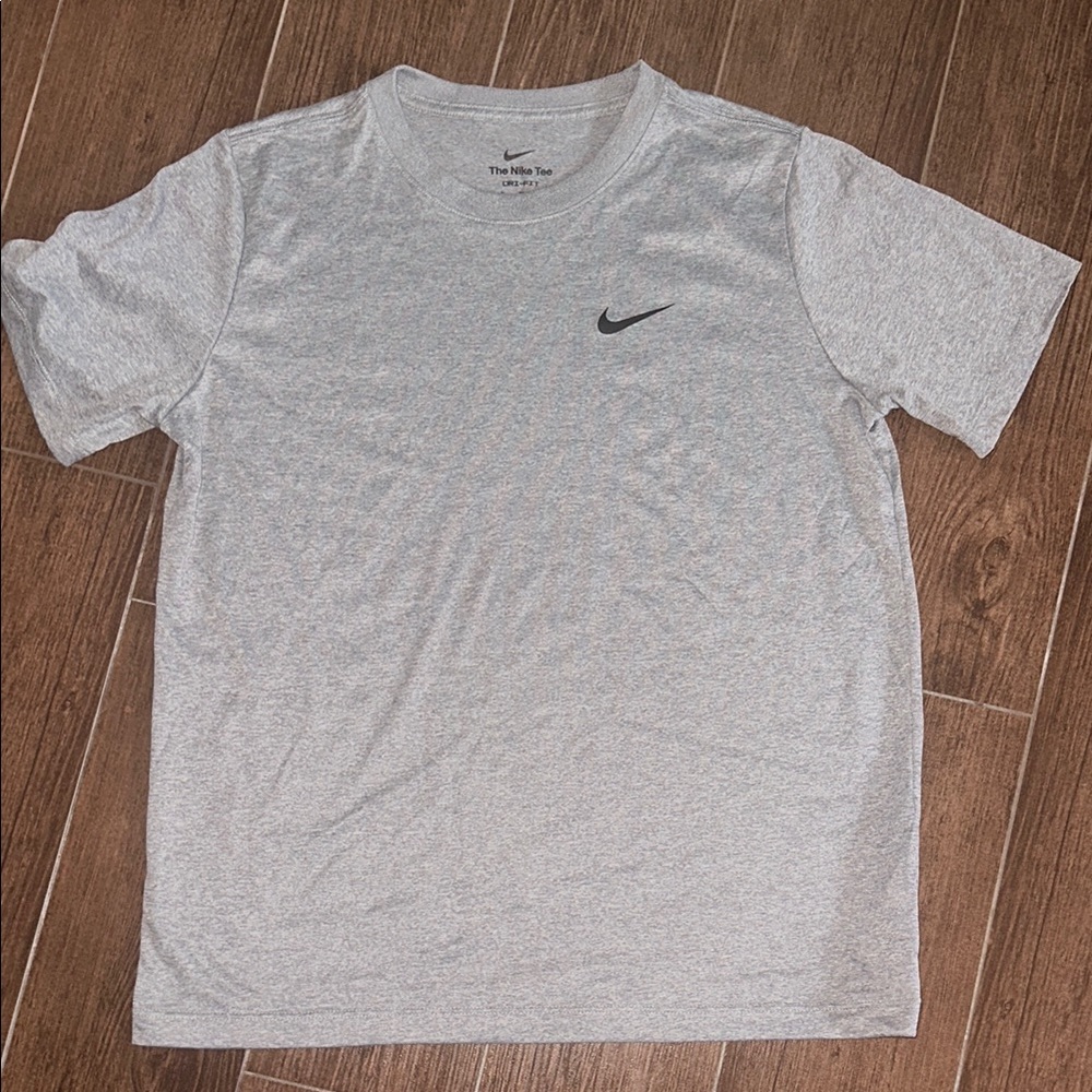 Nike Legend Big Kids Dri-Fit Tshirt XL Gry NWOT